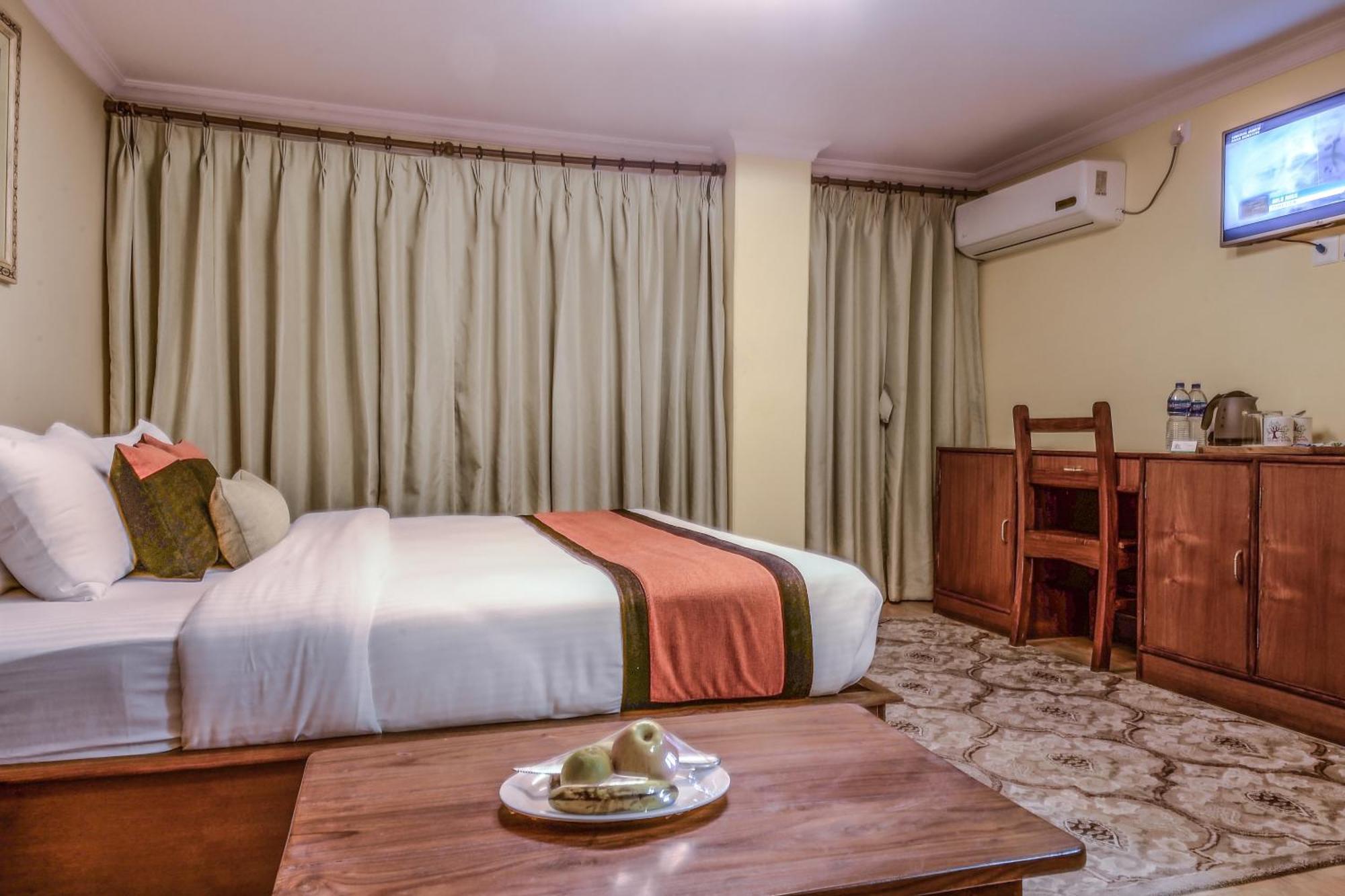 Hotel Raniban Arcade Pokhara Exterior photo