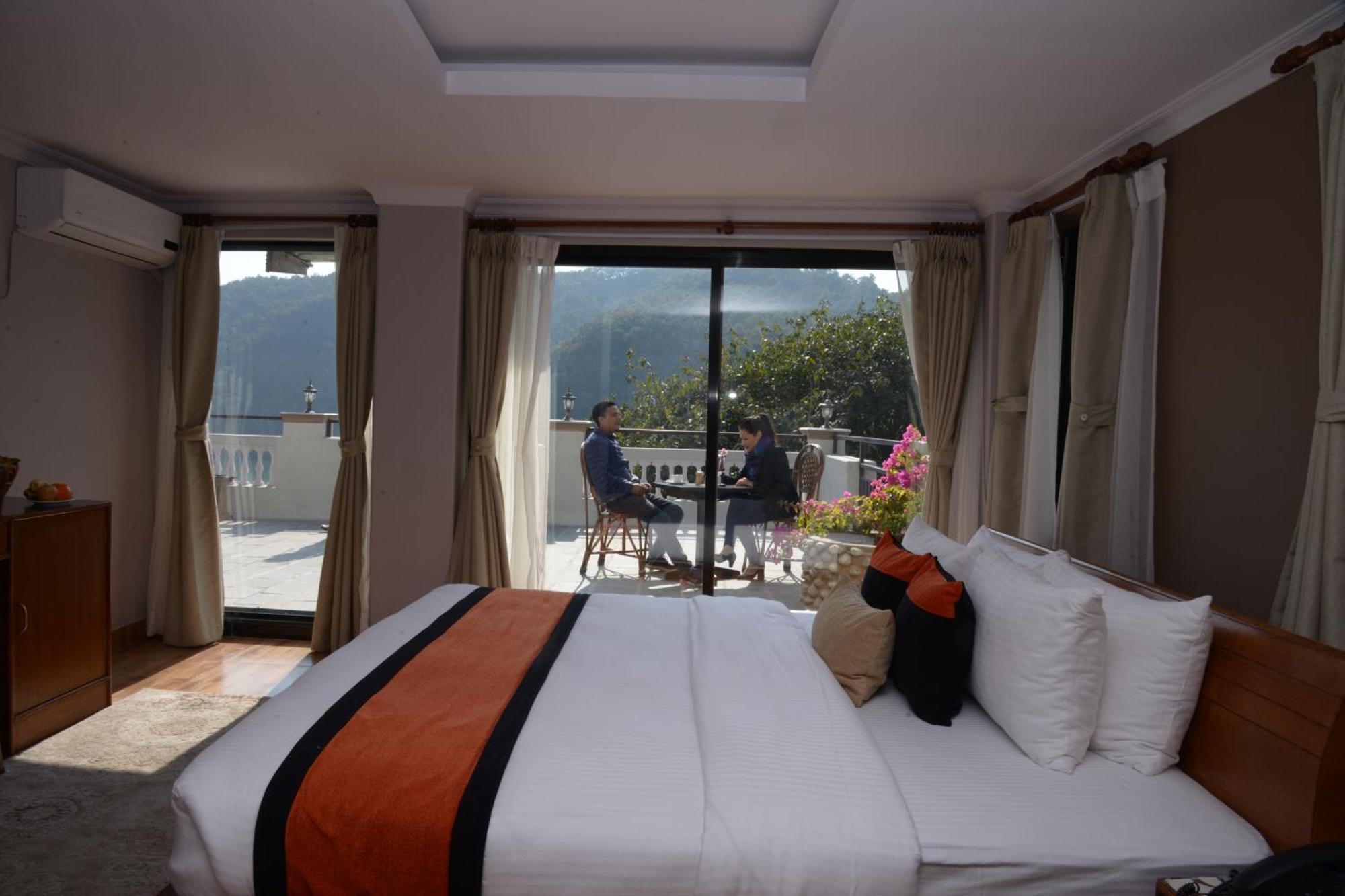 Hotel Raniban Arcade Pokhara Exterior photo